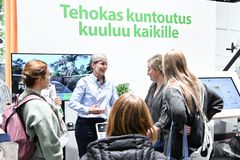 Apuväline 2022, Fysiolinen messuosastolla esiteltiin uusimpia kuntoutuksen ratkaisuja.