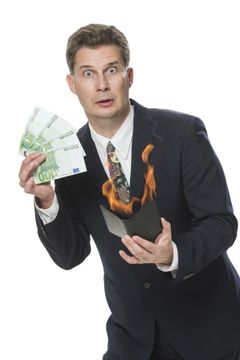 Taikuri Timo Tiikkainen viihdyttää lapsia aamupäivällä klo 11 alkaen.