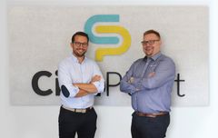 Työntekijöiden omistama konserni panostaa rekrytointiin. Kuvassa vasemmalla Teemu Nivell, liiketoimintajohtaja, BuildPoint Oy ja oikealla Tuomas Hörkkö, toimitusjohtaja, Point Group Oy.