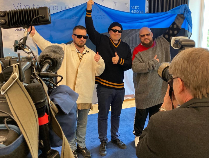 Suomalainen rap-sensaatio Teflon Brothers julkaisi kesällä 2022 Juice Leskisen legendaarisesta Eesti On My Mind -laulusta oman hittiversionsa. Visit Estonia jatkaa tänäkin vuonna luovia toimenpiteitä nuoremman matkailijakohderyhmän tavoittamiseksi. Kuva: Visit Estonia