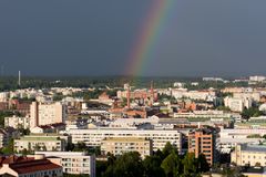 Suomen verkkokaupan pääkaupungiksi tähtäävä Tampere selvittää ensimmäisenä suomalaiskaupunkina, miten laajalti keskustan 1400 yritystä ovat jo siirtyneet verkkokauppaan. Kuva: Tampereen kaupunki/Atacan Ergin.