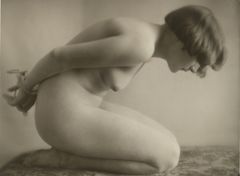 Emmi Fock: Andromeda (1930-luku). Valokuvataiteen museo.
Tehtävä: Valitse Valokuvataiteen museon kokoelmista unohdettujen naiskuvaajien töitä ja tee niihin rinnakkaisteos.
– Elina & Hannele