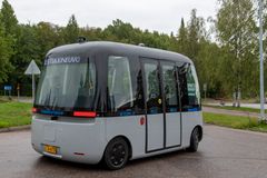 Robot bus in Kera, Espoo, in 2019. Photo Janne Ketola / Summit Media Oy.