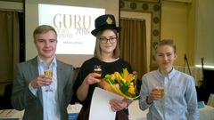 Voittajakolmikko: Tapio Haaga, Maija Löyskä ja Max Toikka