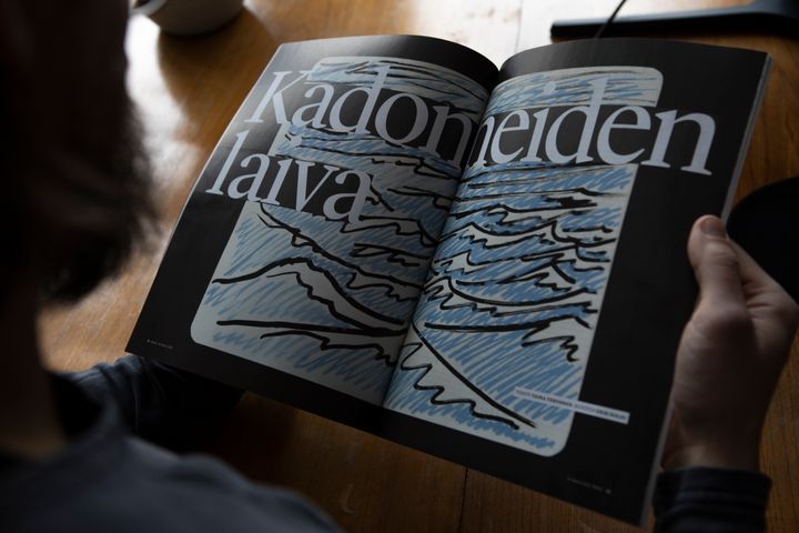 Artikeln ”Kadonneiden laiva” av journalisten Taina Tervonen, som vann 2020 Priset för utvecklingsjournalistiken, krävde flera års arbete. Artikeln publicerades i september 2019 i tidskriften Image. Foto: Maria Santto