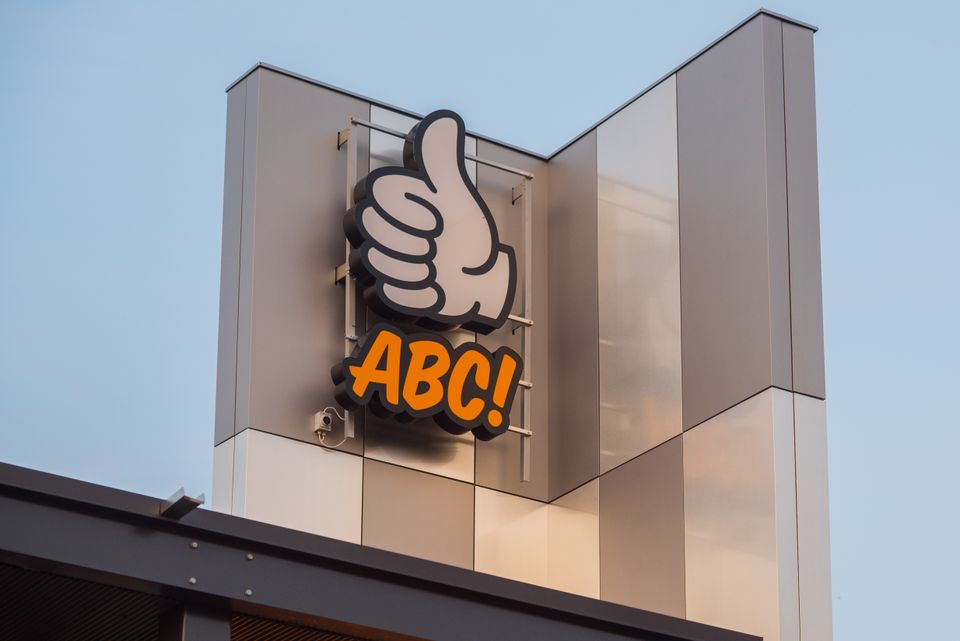 ABC Kaari Pesukatu - kuvaaja Lari Lappalainen