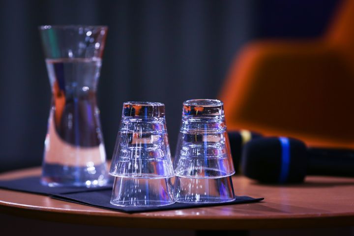 I Hanaholmens podcast ”Röster från Hanaholmen”, berättar Diamant Salihu om varför han började bevaka just gängproblematiken.