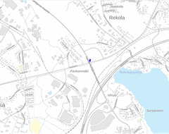 Myllypohjan risteyssilta sijaitsee valtatie 24 varrella (Holman Kymijärven maantie) ylittäen Ahtialantien.