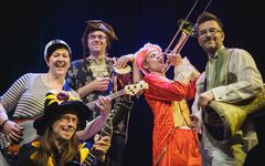 Pomppulinnan kreivi. Kuva: Matias Löyttyniemi.