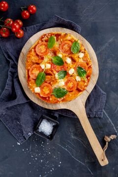 Raxin kärkituote on maistuvat pizzat, joita saa tilattua myös take away -tuotteena.