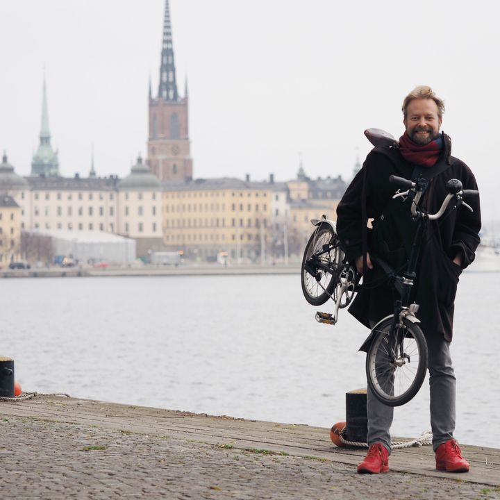 Pyöräliitto ja HSL kampanjoivat 20.11. alkaen talvipyöräilyn puolesta. Kuvaaja: Martti Tulenheimo.