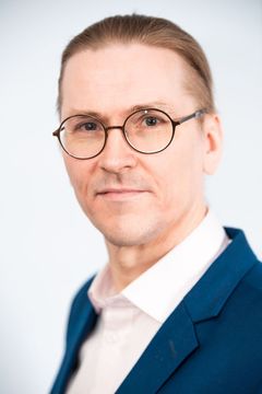 Tietoturva-asiantuntija ja tietoturvayhtiö WithSecuren tutkimusjohtaja Mikko Hyppönen tuo advisor-roolinsa myötä Vergelle näkemystä teknologisten innovaatioiden kehitystyöhön.