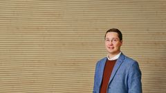 Filosofian maisteri Lauri Lovén, Oulun yliopisto, väittelee reunalaskennan tekoälystä.