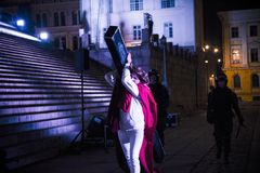 Helsingin Via Cruciksessa Jeesuksen roolissa oli näyttelijä Kai Vaine. Kuvaaja: Pietari Purovaara Kuvaajan nimi mainittava kuvan käytön yhteydessä.)