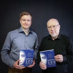 Kirjailijat Aleksi Kallio ja Jukka Kolari. KUVA: Aleksi Kallio.