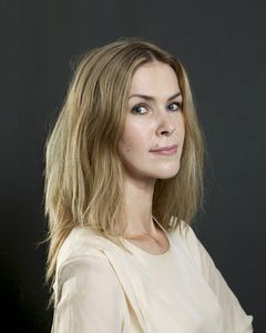 Aura Seikkulasta ArtHelsingin kuraattori