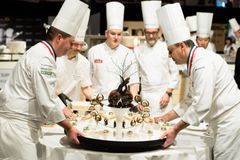 Suomen lihavati Lyonissa Bocuse d'Or -loppukilpailuissa 2019.
Kuva Kim Öhman