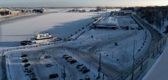 Museota varten toteutettaisiin uudisrakennus Helsingin Eteläsatamaan osana Makasiinirannan laajempaa kehittämistä. Kuva: Ilmakuvaus Ruohonen