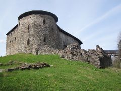 Raaseporin linnan vanhimmat osat ovat 1300-luvun lopulta. Kuva: Teija Tiitinen,  Arkeologian kuvakokoelma, Museovirasto.