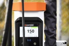 Kempower’s depot solutions provide a cutting edge network of chargers for a range of commercial electric vehicles. Kempower technology covers everything from chargers to support services and a reliable charging infrastructure.
