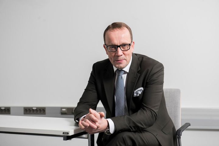 Cloud1 Oy:n hallituksen puheenjohtajan Seppo Kuulan mukaan Suomi on täynnä esimerkkejä it-yrityksistä, jotka ovat menettäneet otteensa markkinoista, kun ne ovat laajentaneet liiketoimintaansa ydinosaamisensa ulkopuolelle.