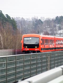 Metro- ja raitioliikenteessä  ei pystytä paikkamaan sairaspoissaoloja ylitöillä. Kuva: HKL/Miska Engström