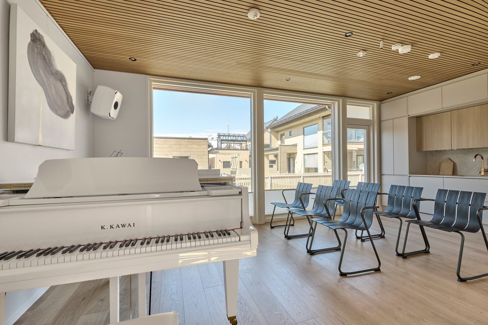Finnlamelli Villa Musica musiikkisali ja flyygeli