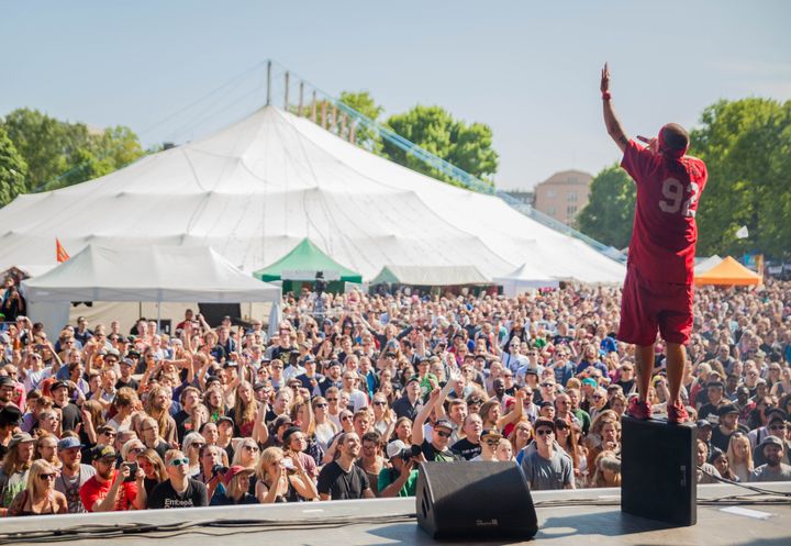 Looptroop Rockers veti festivaalin päälavan täyteen yleisöä sunnuntaina. Kuva: Andrea Balogh / Kepa