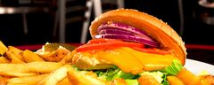 Classic American Dinerin menu pitää sisällään lukuisia kanaburger-vaihtoehtoja. Kuva: Kari Jokinen