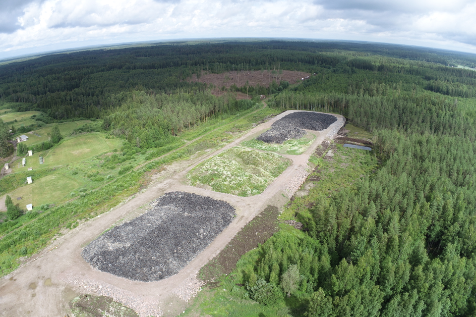 Arjen ympäristö- ja kiertotaloustekoja Kreaten työmailla: Mäntsälän Hirvihaaran Ampumakeskuksen suojavalli 