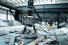 Robottilajittelua kierrätyslaitoksessa - kuvalähde ZenRobotics.
