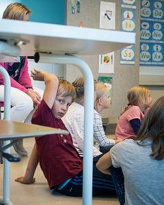 Oppilaita Jyväskylän Norssilla. Kuvaaja Auli Dahlström