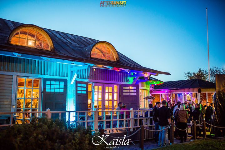 Ravintola Kaisla on tunnettu monipuolisesta musiikkitarjonnastaan ja maittavasta kesämenustaan. Kuva: Jonathan Melartin.