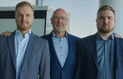 Fibox originated 30 years ago, when Tapani Niemi decided to buy Fiskars’ plastic-enclosure manufacturing. Nowadays, Fibox is a genuine family business. Tapani Niemi’s sons Jyrki and Anssi are actively involved in the company’s operations and lead their respective business areas.