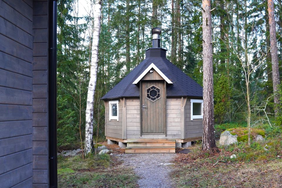 Metsälehdon sauna_kota