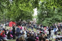 Helsinkipäivän konsertti Kaisaniemessä. Kuvaaja: Katriina Kauppinen.