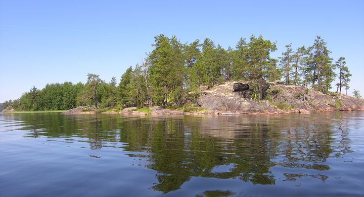 Eteläsavolainen järvimaisema. Vapaa julkaistavaksi.