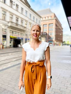 Sofia Jakas, JLL:n  Workplace & Design -palveluista vastaava johtaja