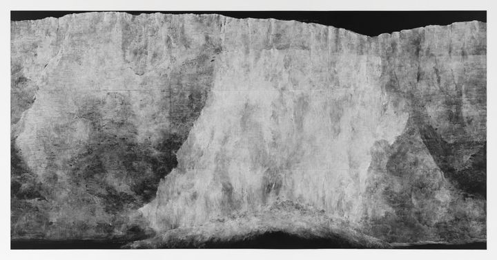 Tacita Dean: Chalk Fall, 2018.
Chalk on blackboard, 366 cm x 732 cm.
Courtesy of the Artist, Frith Street Gallery, London and Marian Goodman Gallery, New York/ Paris.
Photograph: Fredrik Nilsen