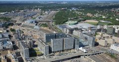 Helsingin Messukeskus ja Mall of Tripla sijaitsevat kivenheiton päässä toisistaan.