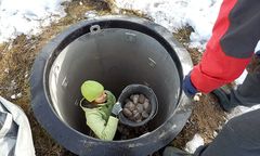 Pilaantuneen maaperän kunnostamista on tehty pääosin kaivamalla maamassat ja käsittelemällä ne tai sijoittamalla ne muualle. Kuva: Suvi Simpanen.
