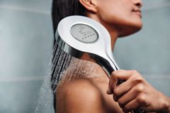New research shows that introducing a digital hand shower can reduce household energy consumption by 22% on average.