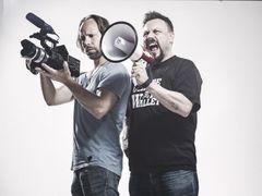 Riku Rantala ja Tunna Milonoff esittelevät palkitun dokumenttielokuvan Tuulensieppaajat (Pixadores) la 23.5. Docventures Loungessa Lava-klubilla. Kuva: Kimmo Syväri