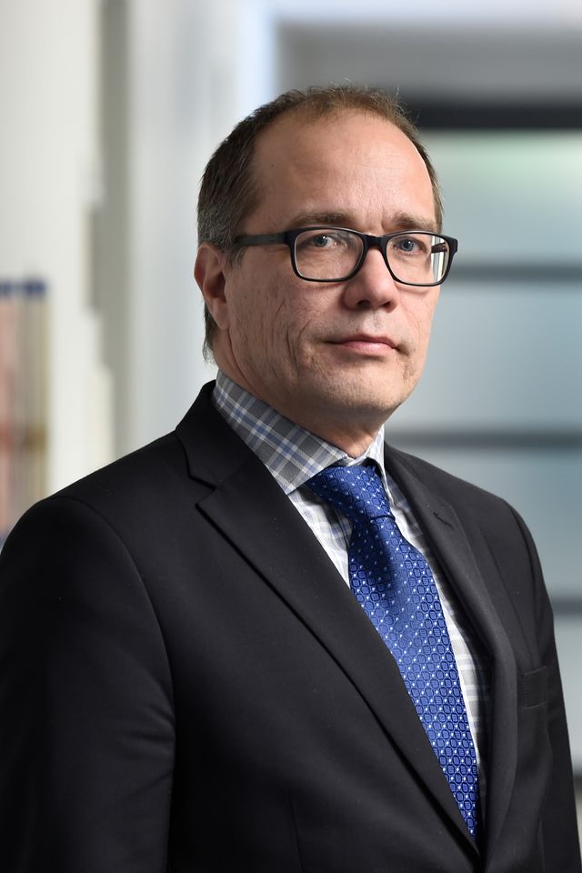 Rehtori Arto Maaninen. 