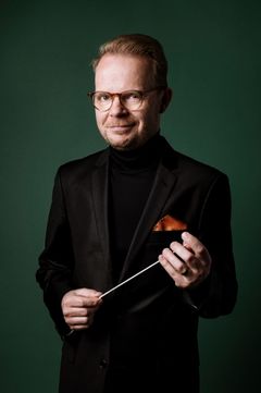 Helmikuussa menehtynyt Jaakko Kuusisto oli yksi Naantalin Musiikkijuhlien pitkäaikaisimmista ja keskeisimmistä taiteilijoista. Hänen elämäntyötään juhlistetaan kesän festivaalilla useammassa konsertissa.