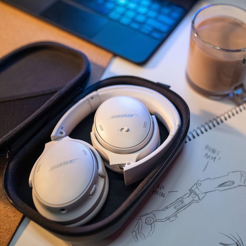 Bose QuietComfort 45, White Smoke