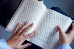 Helsinki City Library to test plastic-free books.