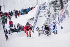 Miesten neljännesvälierät
Vasemmalta oikealle: Kilian Braun (SUI), Mirko Lahti (FIN), Paavo Klintrup (FIN). Jatkoon meni Lahti ja Braun.
Photocredit: Red Bull Content Pool / Victor Engström