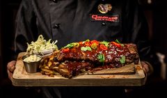 Colorado Bar & Grillin tarjonta nojaa vahvasti amerikkalaisiin makuihin. Kuva: Colorado Bar & Grill Levi
