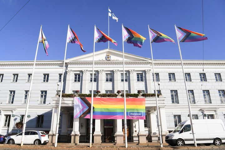 Helsingin kaupungintalon Pride-liputus viime syksynä. Kuva: Kimmo Brandt